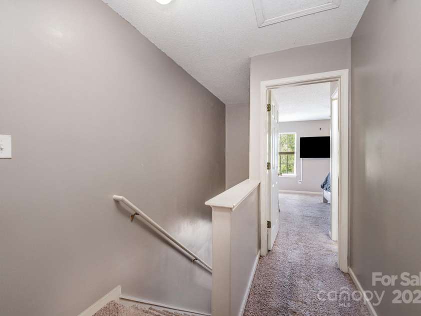 7518 Silver Arrow Drive, Charlotte, NC 28273.  MLS# CAR4273835, YatesRealty ID 26511. 