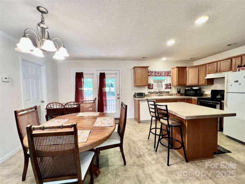 1031 Daniel Drive, Stanley, NC 28164.  MLS# CAR4268456, YatesRealty ID 26512. 