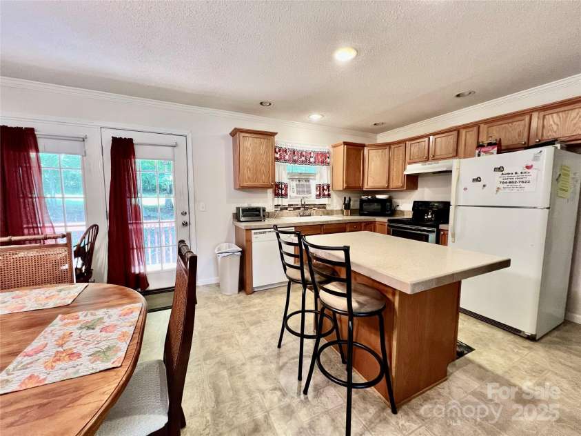 1031 Daniel Drive, Stanley, NC 28164.  MLS# CAR4268456, YatesRealty ID 26512. 