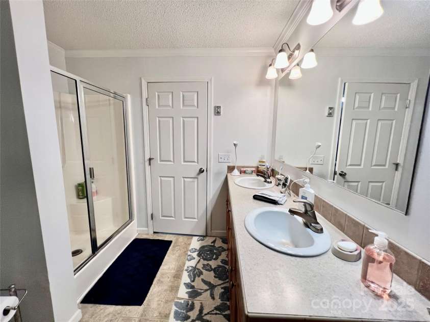 1031 Daniel Drive, Stanley, NC 28164.  MLS# CAR4268456, YatesRealty ID 26512. 