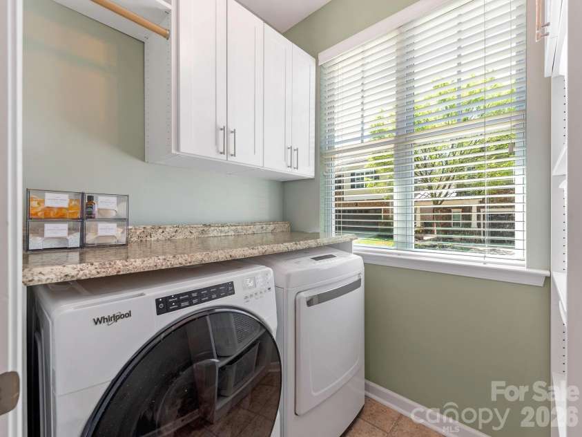 6025 Glenmore Garden Drive, Charlotte, NC 28270.  MLS# CAR4381278, YatesRealty ID 26512. Laundry