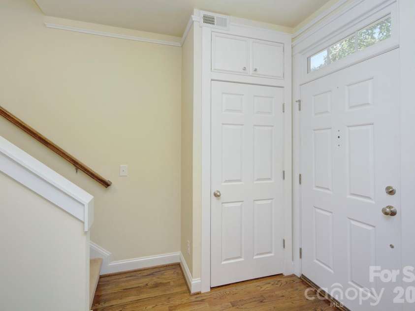 1023 White Point Drive, Huntersville, NC 28078.  MLS# CAR4380132, YatesRealty ID 26513. 