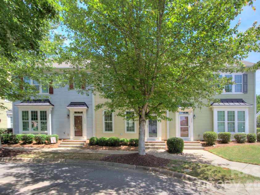 1023 White Point Drive, Huntersville, NC 28078.  MLS# CAR4380132, YatesRealty ID 26513. 