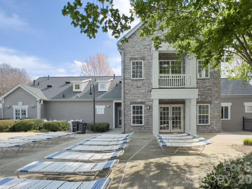1023 White Point Drive, Huntersville, NC 28078.  MLS# CAR4380132, YatesRealty ID 26513. 