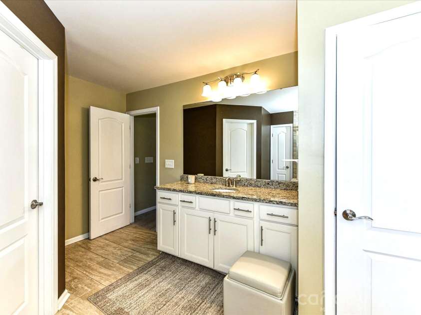 15788 Reynolds Drive, Indian Land, SC 29707.  MLS# CAR4381137, YatesRealty ID 26515. Primary Bath