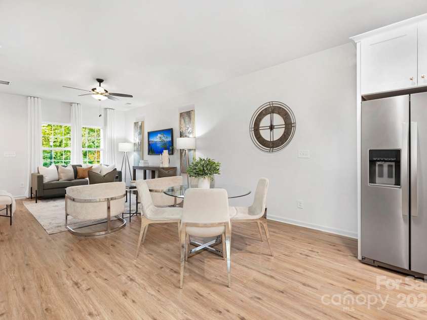 6227 Rockwell Boulevard, Charlotte, NC 28269.  MLS# CAR4279110, YatesRealty ID 26515. Representation