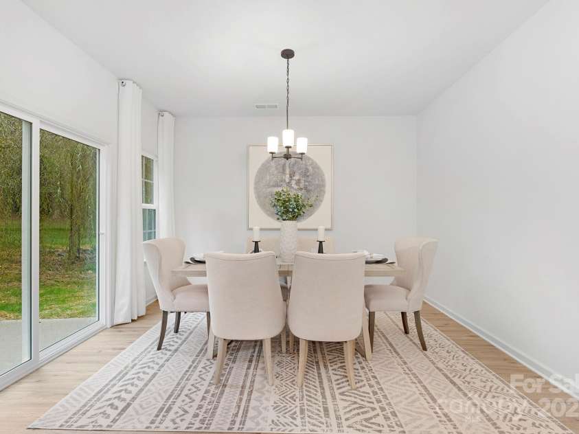 6227 Rockwell Boulevard, Charlotte, NC 28269.  MLS# CAR4279110, YatesRealty ID 26515. Representation