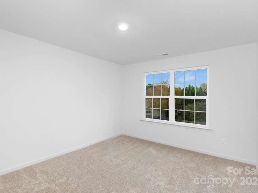 6227 Rockwell Boulevard, Charlotte, NC 28269.  MLS# CAR4279110, YatesRealty ID 26515. Representation