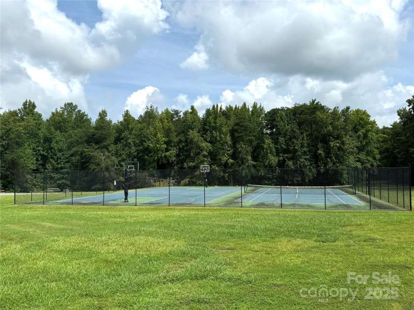 676 Chapel Hill Drive, Troy, NC 27371.  MLS# CAR4242264, YatesRealty ID 26516. 