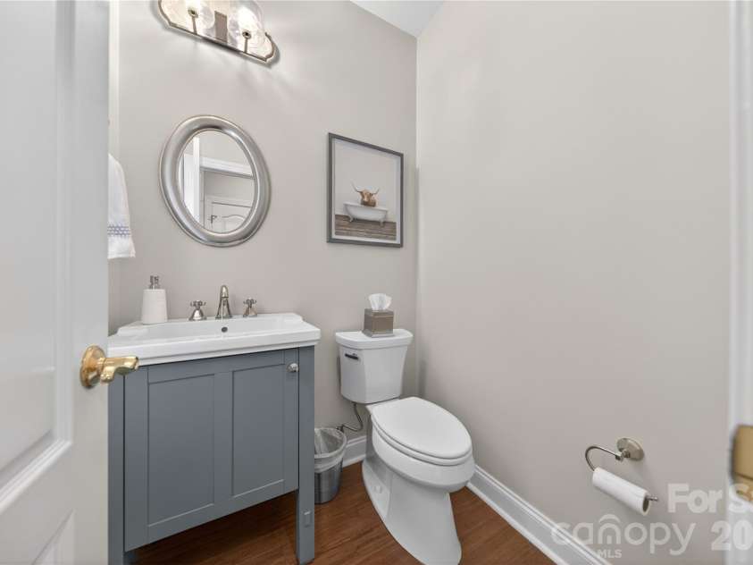9024 Bonnie Briar Circle, Charlotte, NC 28277.  MLS# CAR4383009, YatesRealty ID 26516. 