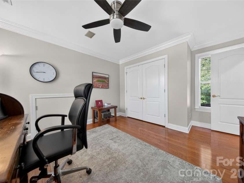 9024 Bonnie Briar Circle, Charlotte, NC 28277.  MLS# CAR4383009, YatesRealty ID 26516. 