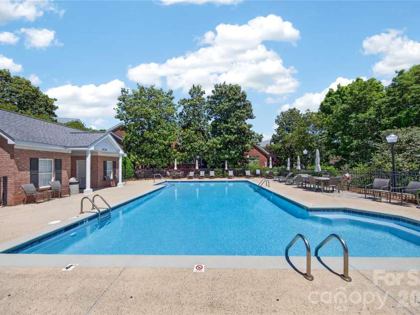 9024 Bonnie Briar Circle, Charlotte, NC 28277.  MLS# CAR4383009, YatesRealty ID 26516. 