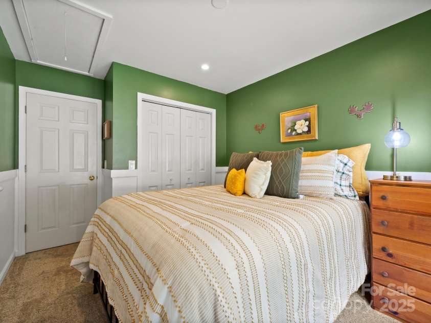 3 Neighborly Drive, Candler, NC 28715.  MLS# CAR4279454, YatesRealty ID 26517. Bedroom