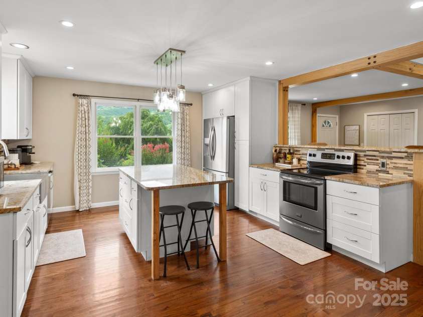 3 Neighborly Drive, Candler, NC 28715.  MLS# CAR4279454, YatesRealty ID 26517. Kitchen