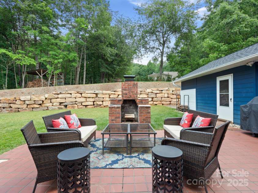 3 Neighborly Drive, Candler, NC 28715.  MLS# CAR4279454, YatesRealty ID 26517. Patio