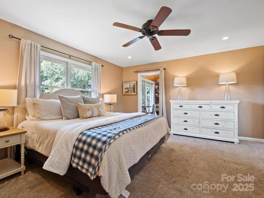 3 Neighborly Drive, Candler, NC 28715.  MLS# CAR4279454, YatesRealty ID 26517. Primary Bedroom