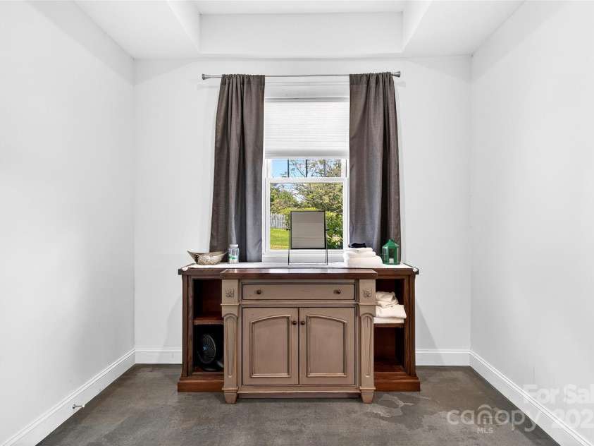 626 Old Lytle Cove Road, Swannanoa, NC 28778.  MLS# CAR4276600, YatesRealty ID 26518. 