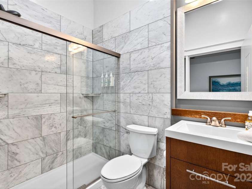 626 Old Lytle Cove Road, Swannanoa, NC 28778.  MLS# CAR4276600, YatesRealty ID 26518. 