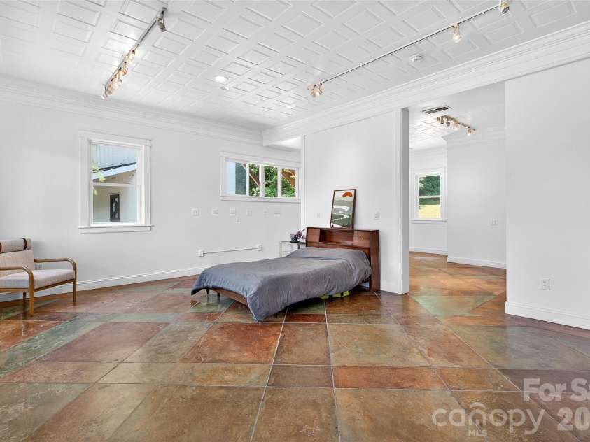 626 Old Lytle Cove Road, Swannanoa, NC 28778.  MLS# CAR4341042, YatesRealty ID 26518. 