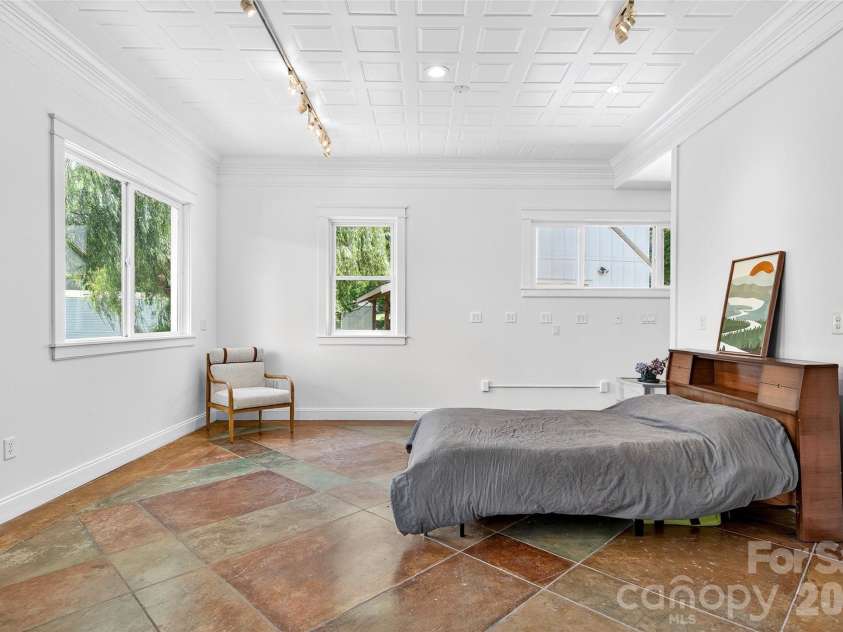 626 Old Lytle Cove Road, Swannanoa, NC 28778.  MLS# CAR4341042, YatesRealty ID 26518. 