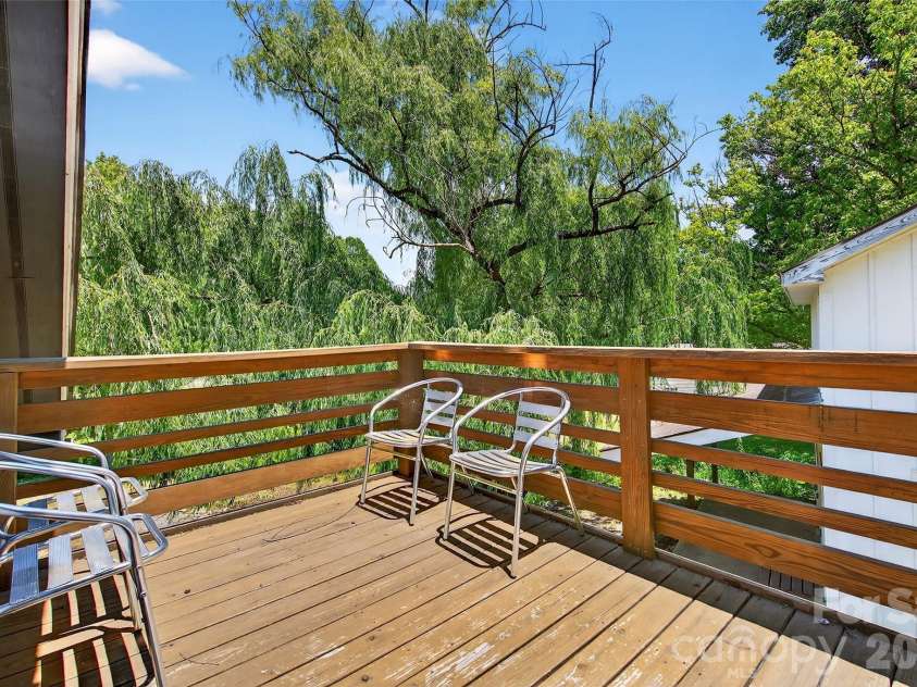 626 Old Lytle Cove Road, Swannanoa, NC 28778.  MLS# CAR4341042, YatesRealty ID 26518. 