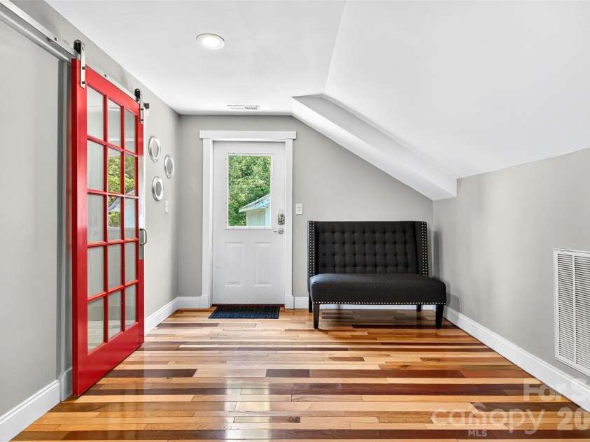 626 Old Lytle Cove Road, Swannanoa, NC 28778.  MLS# CAR4341042, YatesRealty ID 26518. 