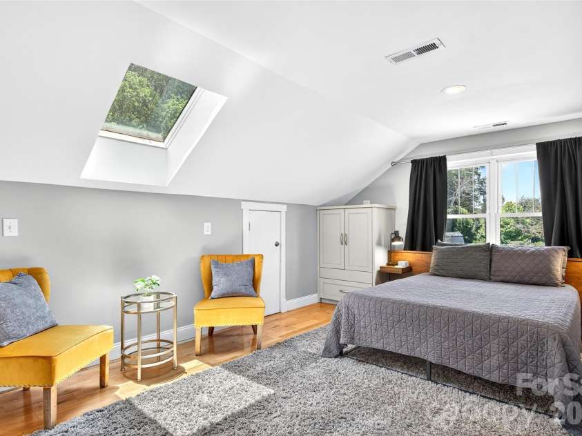 626 Old Lytle Cove Road, Swannanoa, NC 28778.  MLS# CAR4341042, YatesRealty ID 26518. 