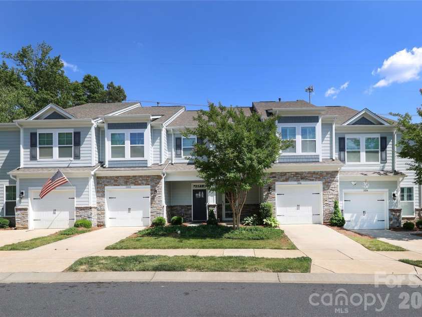 1086 Chicory Trace, Clover, SC 29710.  MLS# CAR4384970, YatesRealty ID 26519. 