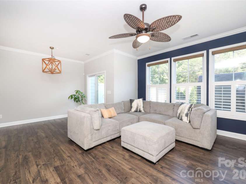 1086 Chicory Trace, Clover, SC 29710.  MLS# CAR4384970, YatesRealty ID 26519. 