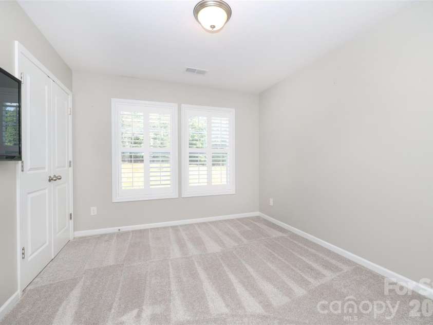 1086 Chicory Trace, Clover, SC 29710.  MLS# CAR4384970, YatesRealty ID 26519. 