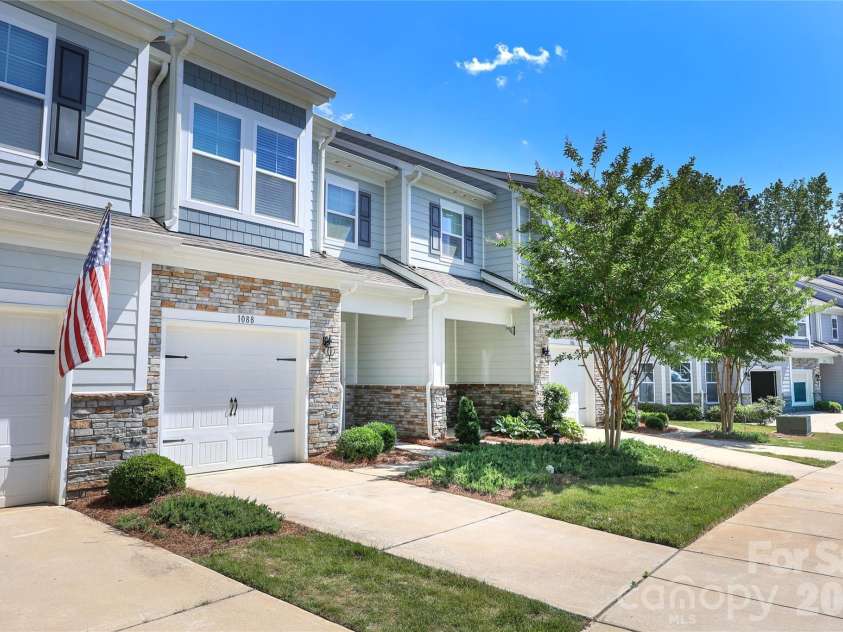 1086 Chicory Trace, Clover, SC 29710.  MLS# CAR4384970, YatesRealty ID 26519. 