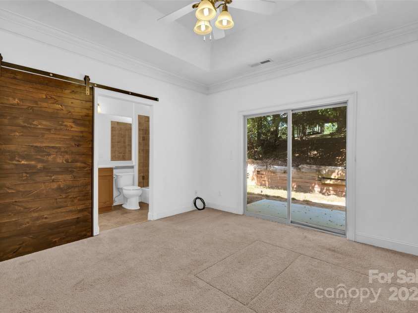 102 Coral Lane, Mooresville, NC 28117.  MLS# CAR4282698, YatesRealty ID 2652. 