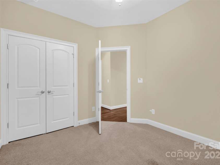 102 Coral Lane, Mooresville, NC 28117.  MLS# CAR4282698, YatesRealty ID 2652. 