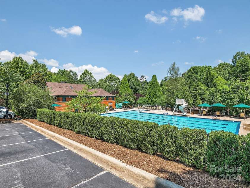 906 Woodvine Road, Asheville, NC 28803.  MLS# CAR4199276, YatesRealty ID 2652. 