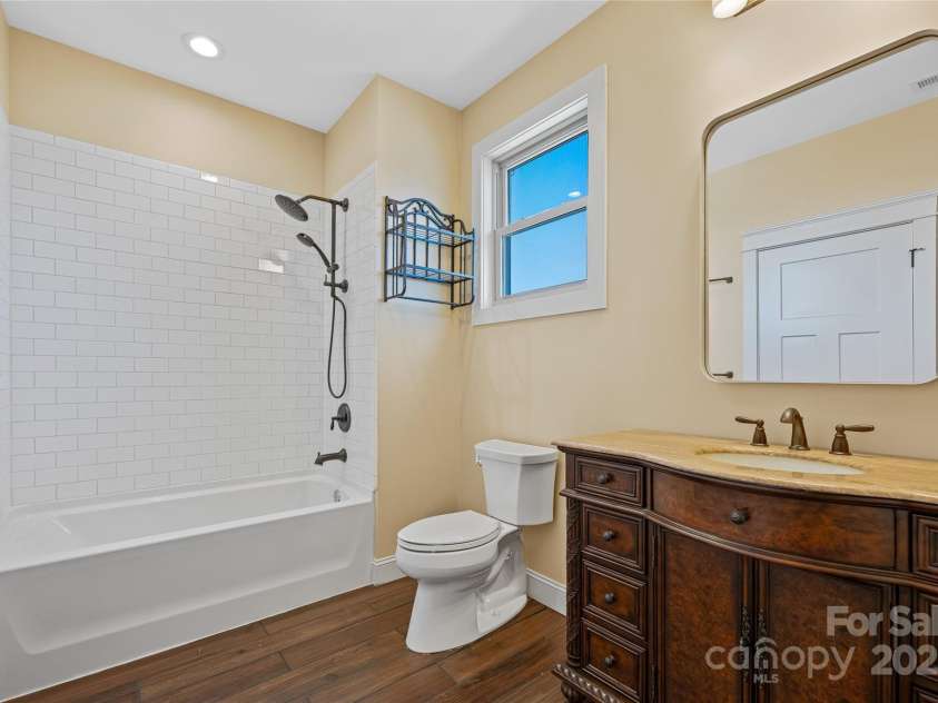 179 Serenity Ridge Trail, Asheville, NC 28804.  MLS# CAR4241868, YatesRealty ID 26520. 