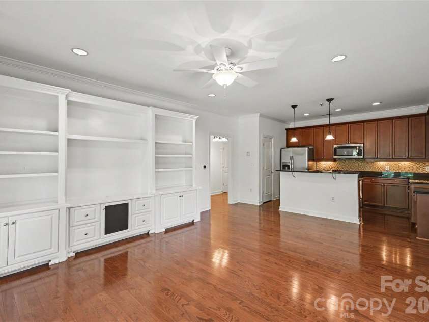 1903 Kenilworth Avenue, Charlotte, NC 28203.  MLS# CAR4406478, YatesRealty ID 26521. 