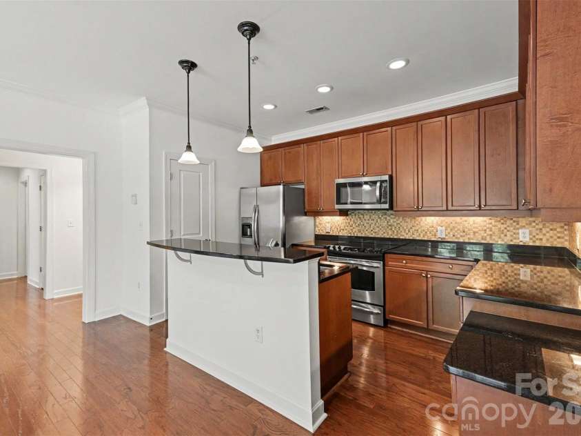 1903 Kenilworth Avenue, Charlotte, NC 28203.  MLS# CAR4406478, YatesRealty ID 26521. 