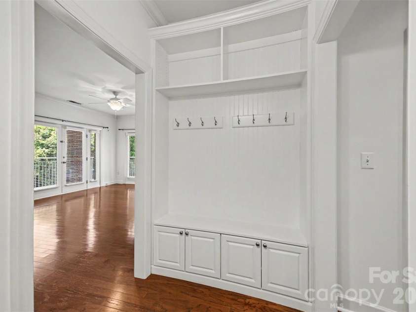 1903 Kenilworth Avenue, Charlotte, NC 28203.  MLS# CAR4406478, YatesRealty ID 26521. 