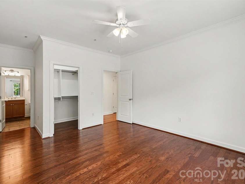 1903 Kenilworth Avenue, Charlotte, NC 28203.  MLS# CAR4406478, YatesRealty ID 26521. Primary bedroom