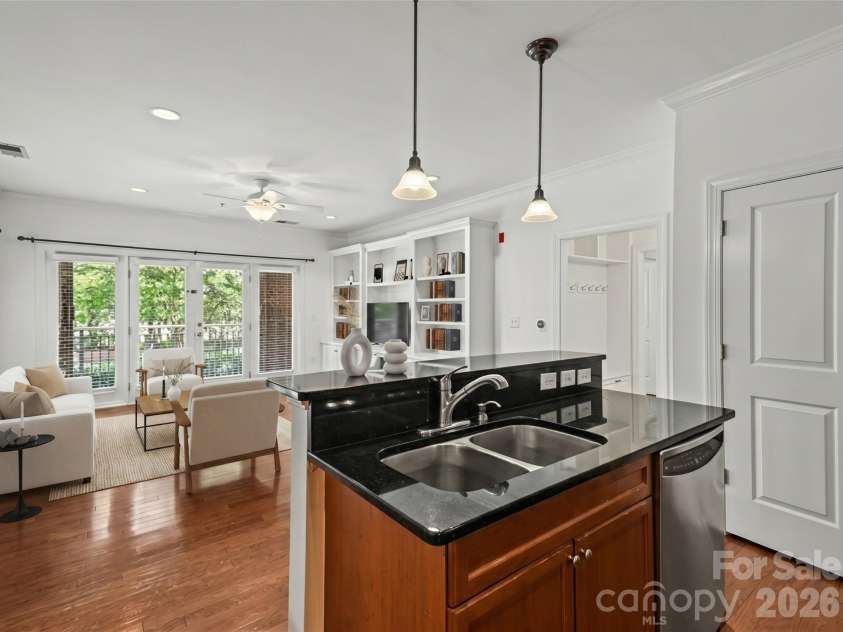 1903 Kenilworth Avenue, Charlotte, NC 28203.  MLS# CAR4406478, YatesRealty ID 26521. Virtually staged