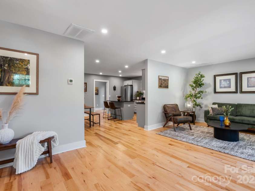 11 Upland Road, Asheville, NC 28804.  MLS# CAR4276545, YatesRealty ID 26522. Open and Flowing Floor Plan