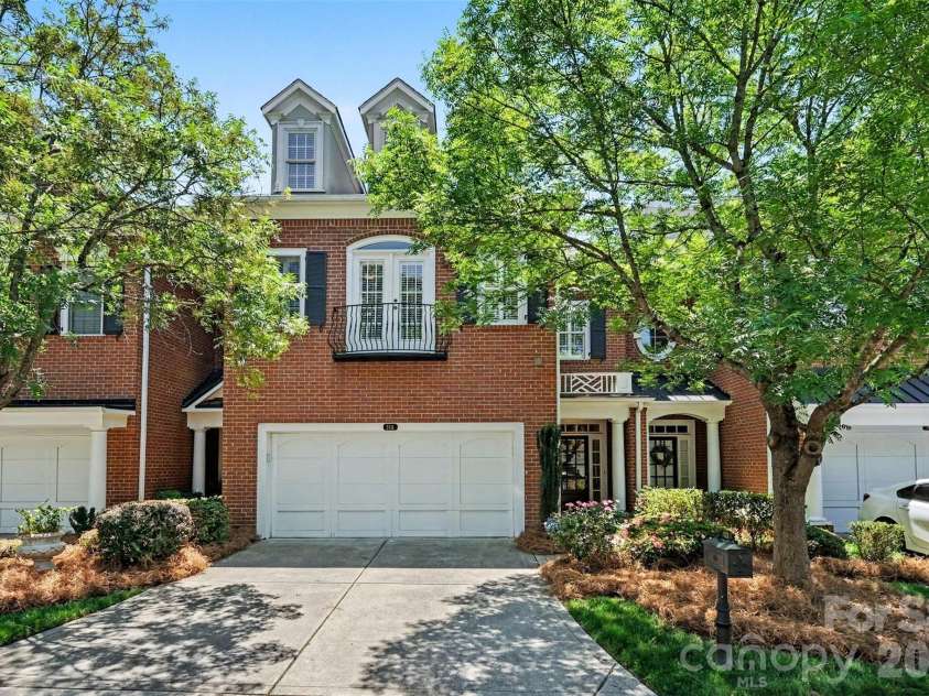 3111 Ethereal Lane, Charlotte, NC 28226.  MLS# CAR4383908, YatesRealty ID 26523. 
