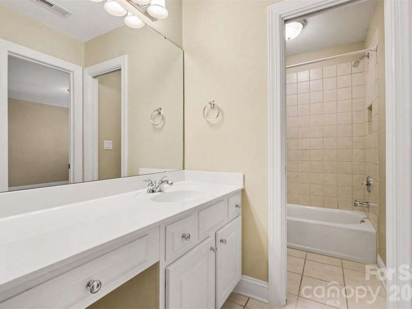 3111 Ethereal Lane, Charlotte, NC 28226.  MLS# CAR4383908, YatesRealty ID 26523. Second Bathroom