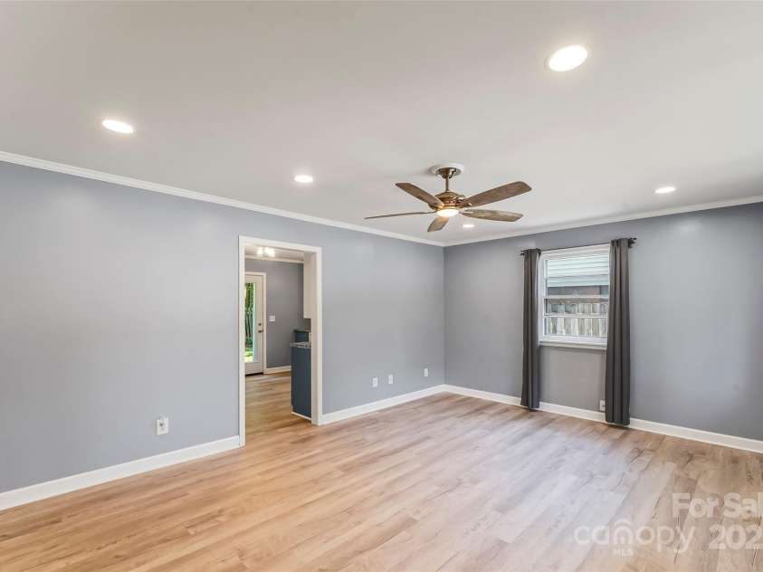 321 Park Avenue, Marion, NC 28752.  MLS# CAR4271674, YatesRealty ID 26523. LR to Kitchen View