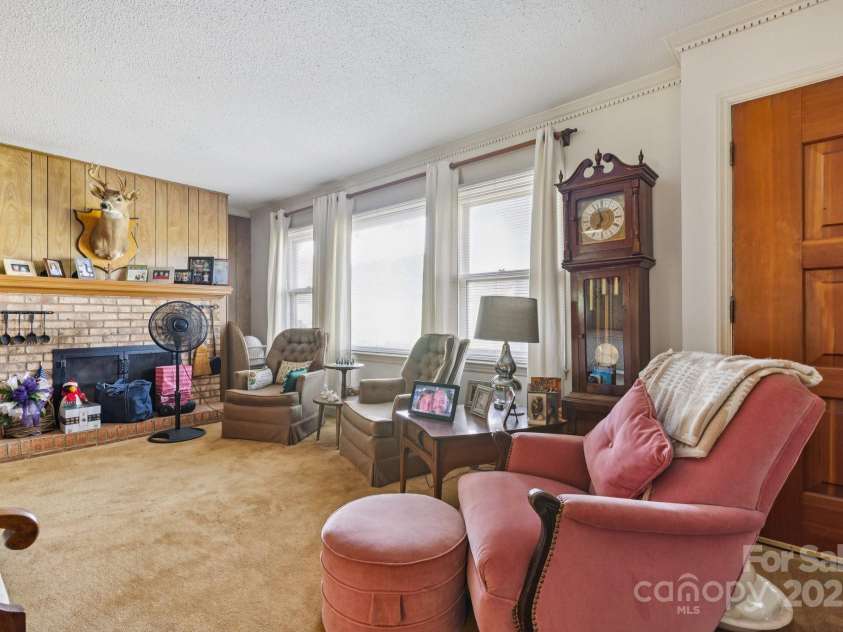 8110 Arlington Church Road, Mint Hill, NC 28227.  MLS# CAR4280653, YatesRealty ID 26524. 