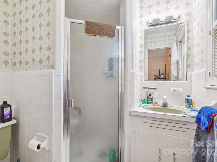 8110 Arlington Church Road, Mint Hill, NC 28227.  MLS# CAR4280653, YatesRealty ID 26524. 