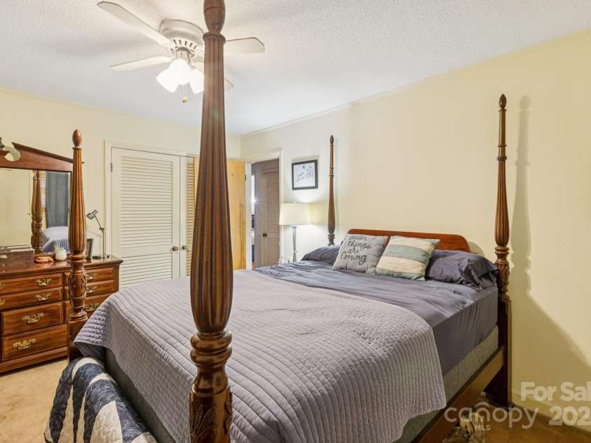 8110 Arlington Church Road, Mint Hill, NC 28227.  MLS# CAR4280653, YatesRealty ID 26524. 