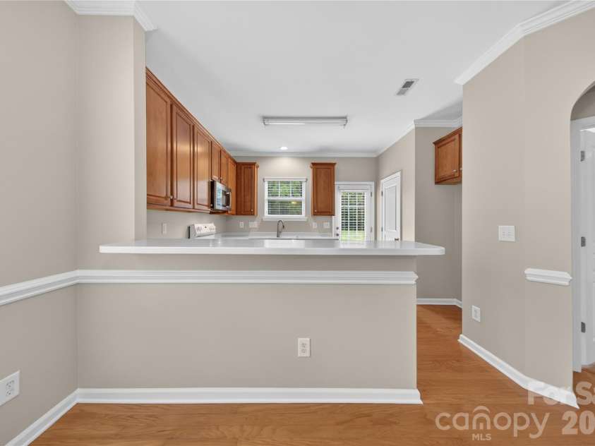 1389 Millbank Drive, Matthews, NC 28104.  MLS# CAR4378377, YatesRealty ID 26525. 