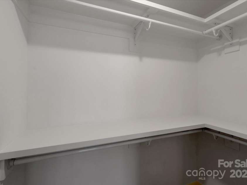 14 Whitson Road, Asheville, NC 28805.  MLS# CAR4242637, YatesRealty ID 26526. 