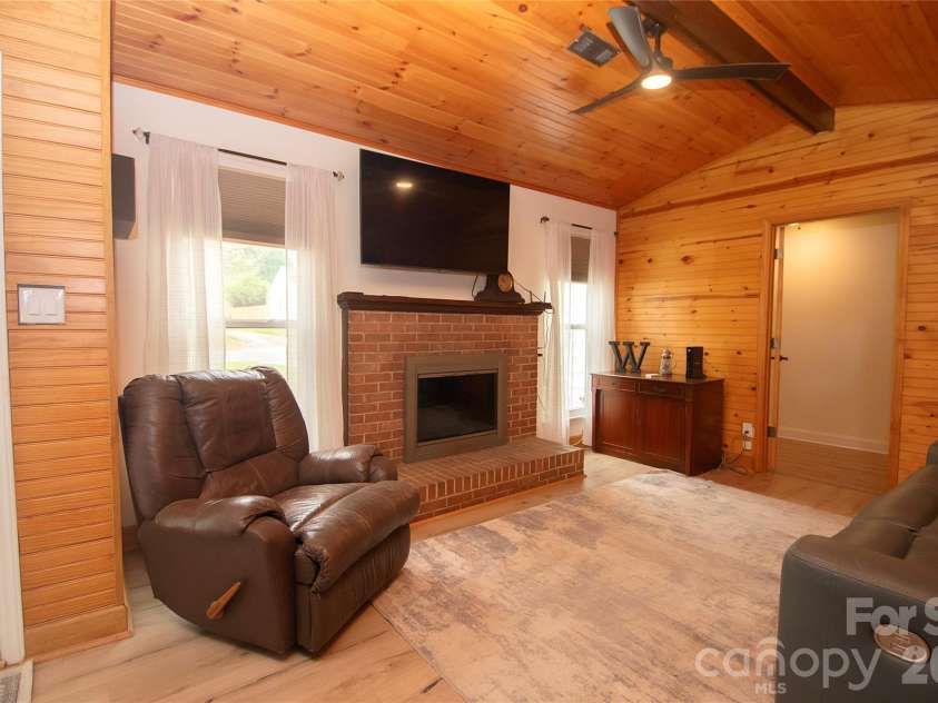 10927 Copper Field Drive, Pineville, NC 28134.  MLS# CAR4344719, YatesRealty ID 26527. 